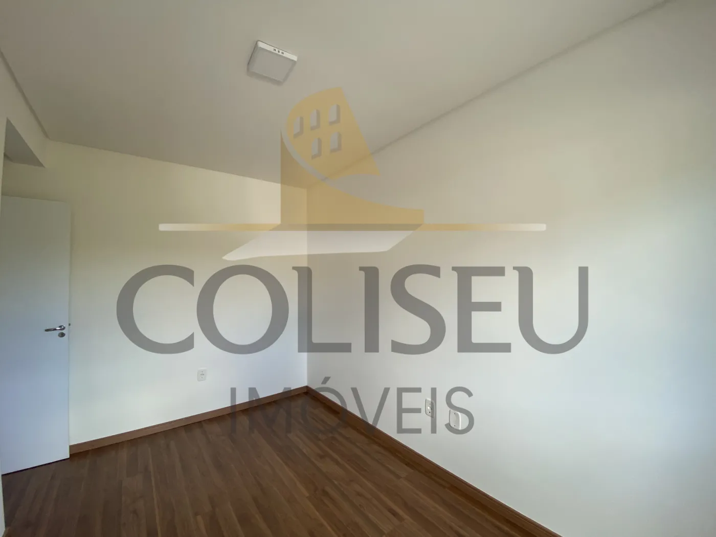 Alugar Apartamento / Padr&atilde;o em Conc&oacute;rdia R$ 1.300,00 - Foto 16