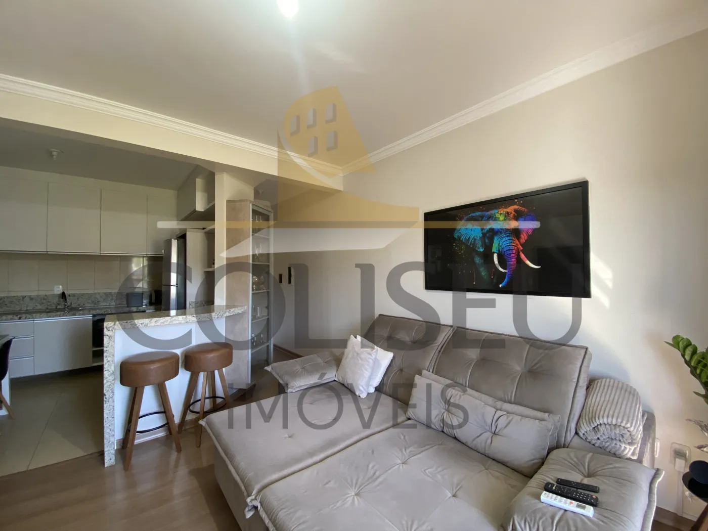 Alugar Apartamento / Padr&atilde;o em Conc&oacute;rdia R$ 1.900,00 - Foto 2