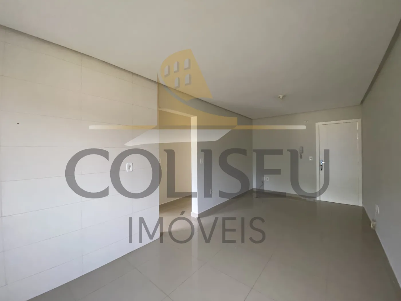 Alugar Apartamento / Padr&atilde;o em Conc&oacute;rdia R$ 1.500,00 - Foto 2