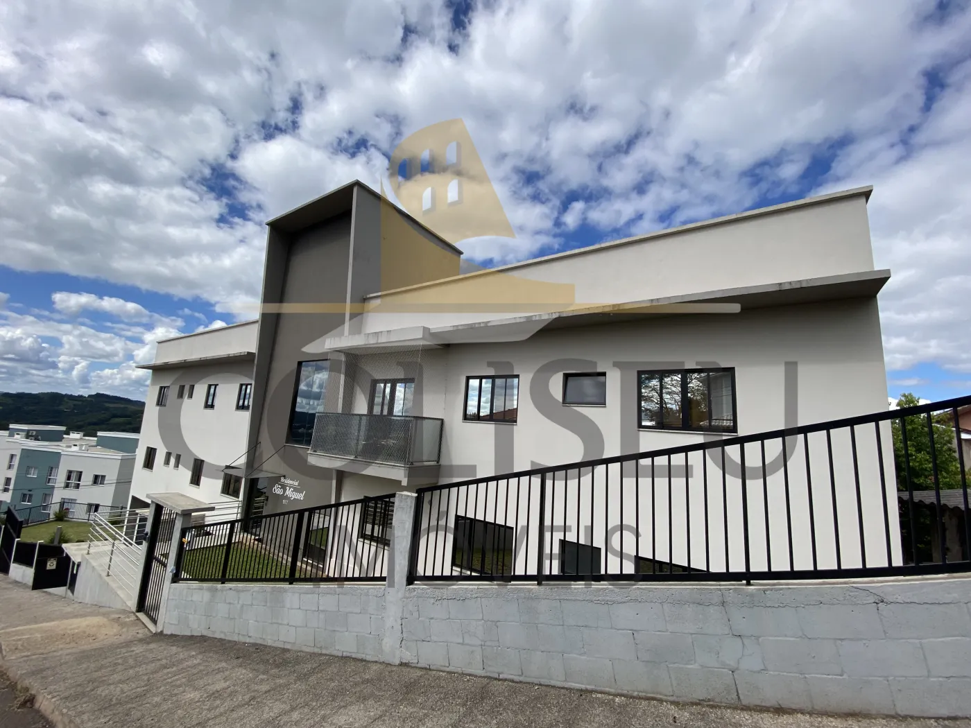 Alugar Apartamento / Padr&atilde;o em Conc&oacute;rdia R$ 1.850,00 - Foto 1