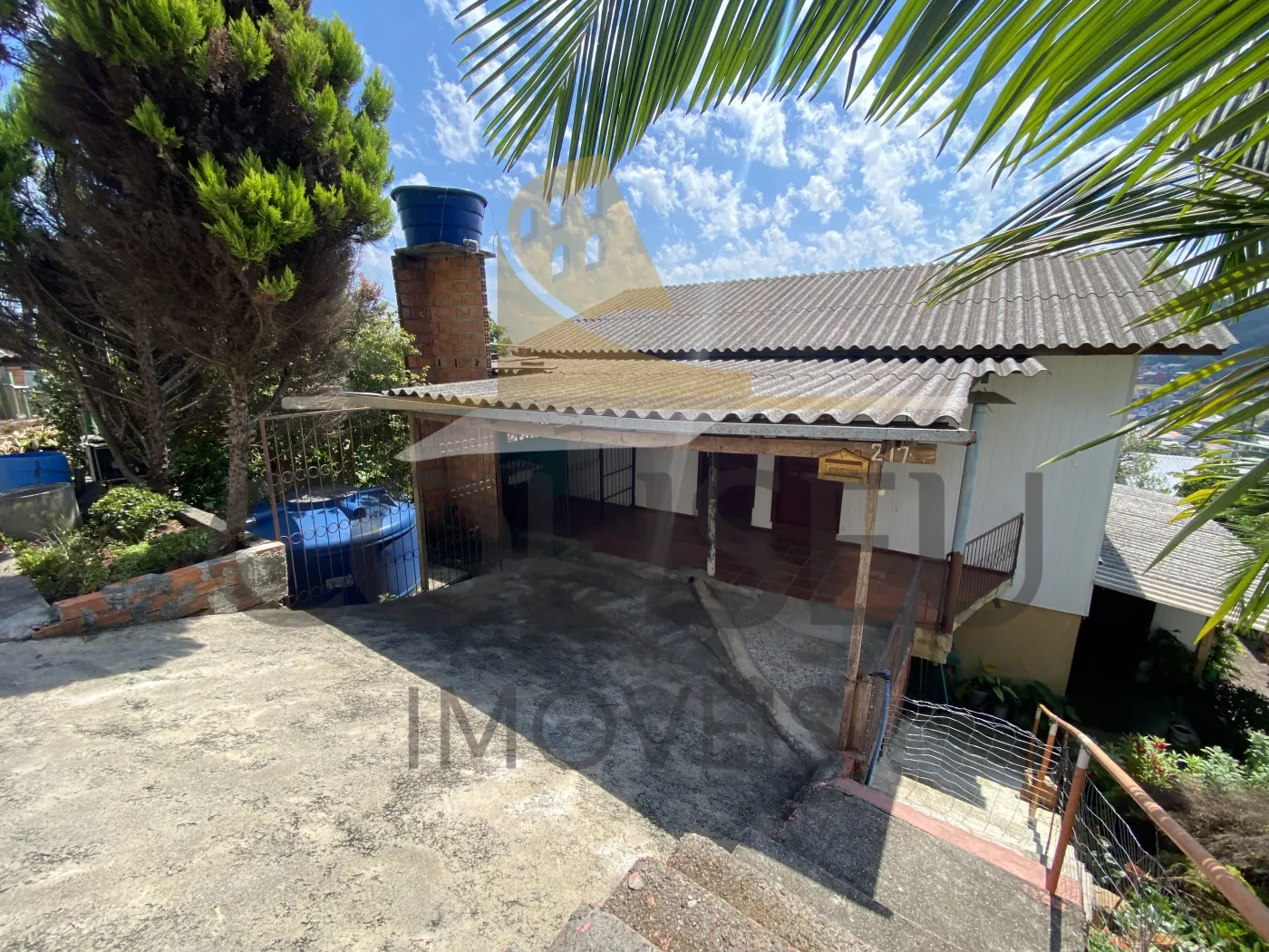 Alugar Casa / Padr&atilde;o em Conc&oacute;rdia R$ 1.100,00 - Foto 1