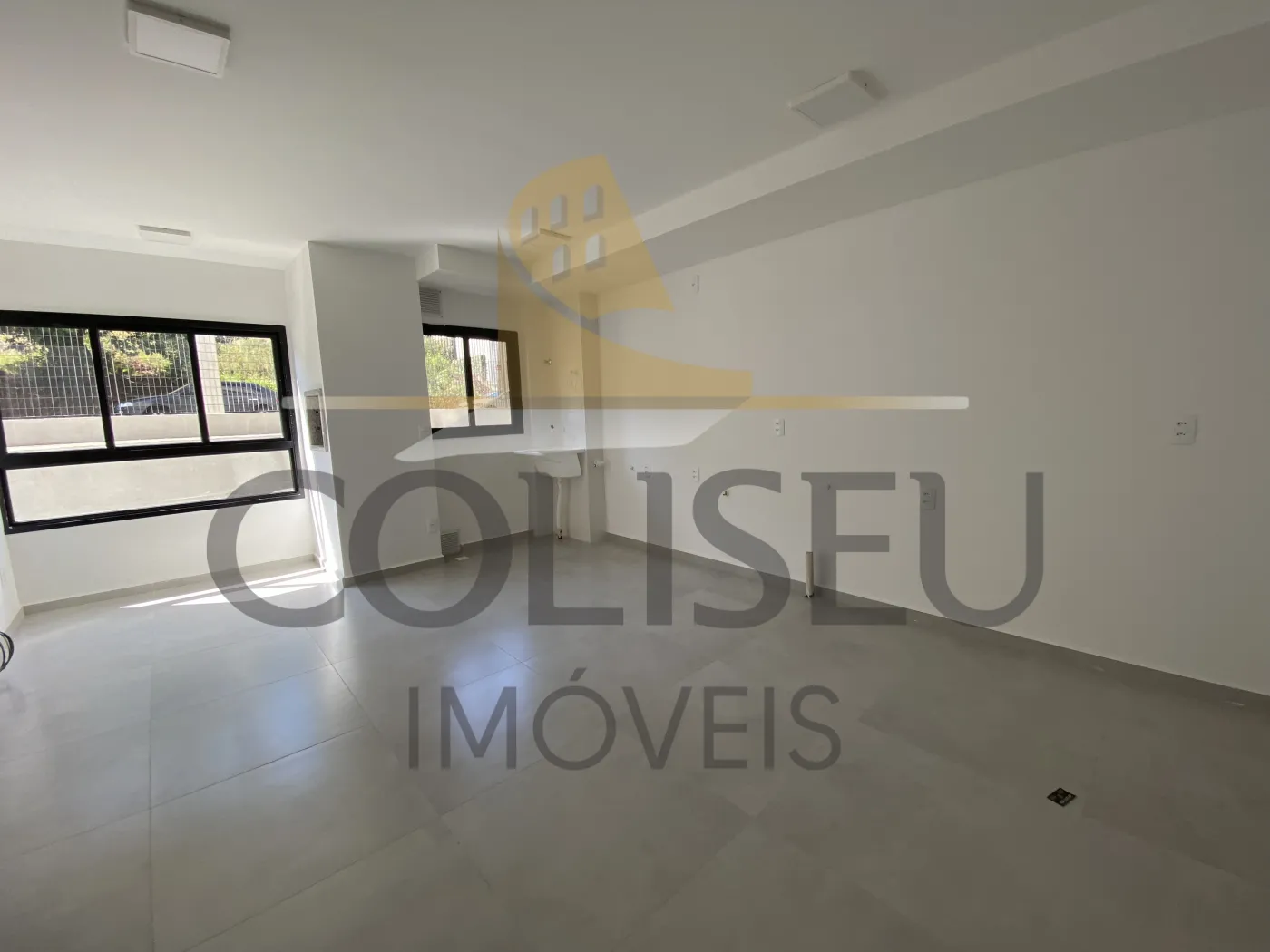 Alugar Apartamento / Padr&atilde;o em Conc&oacute;rdia R$ 1.500,00 - Foto 4