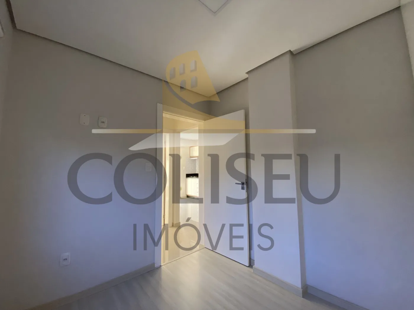 Alugar Apartamento / Padr&atilde;o em Conc&oacute;rdia R$ 2.000,00 - Foto 15