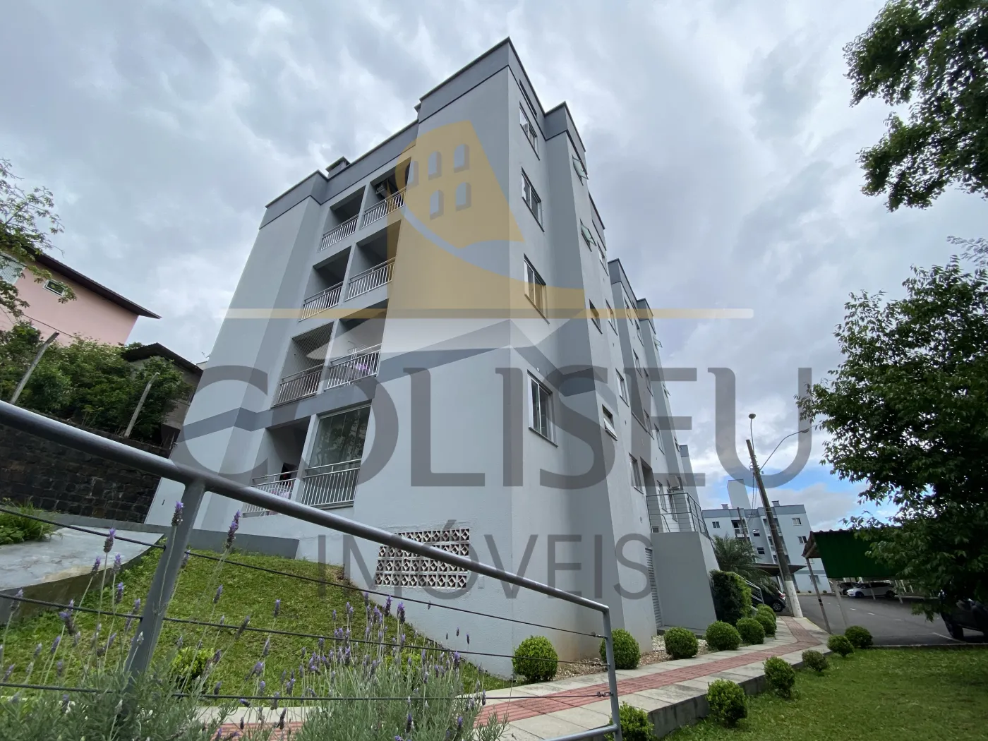 Alugar Apartamento / Padr&atilde;o em Conc&oacute;rdia R$ 1.500,00 - Foto 1