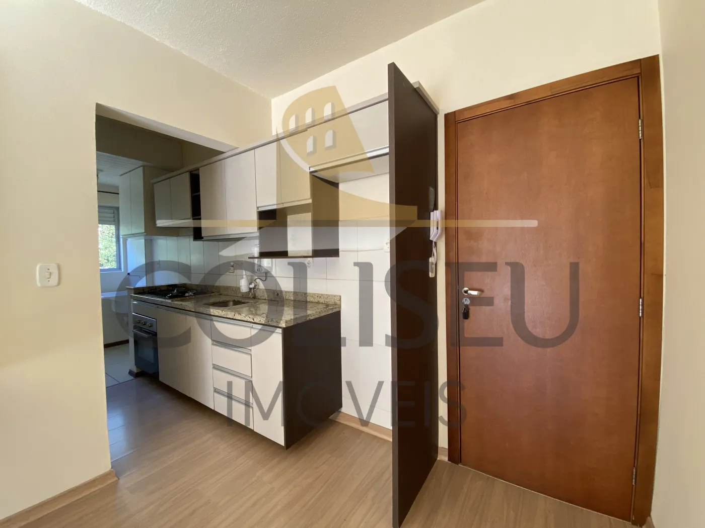 Alugar Apartamento / Padr&atilde;o em Conc&oacute;rdia R$ 1.500,00 - Foto 3