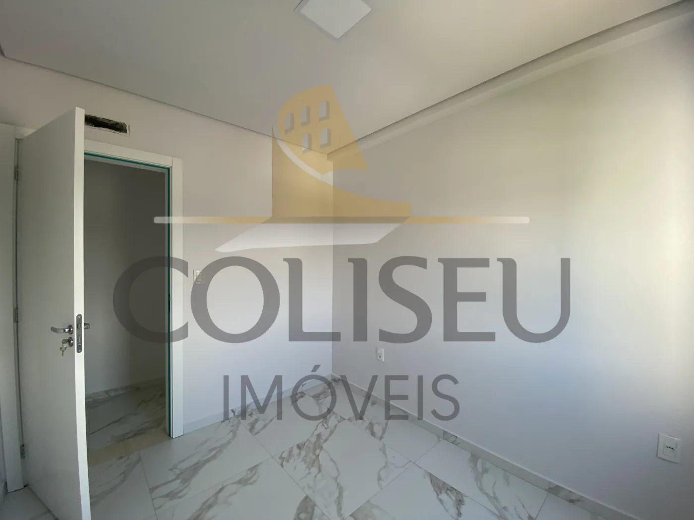 Alugar Apartamento / Padr&atilde;o em Conc&oacute;rdia R$ 3.300,00 - Foto 13