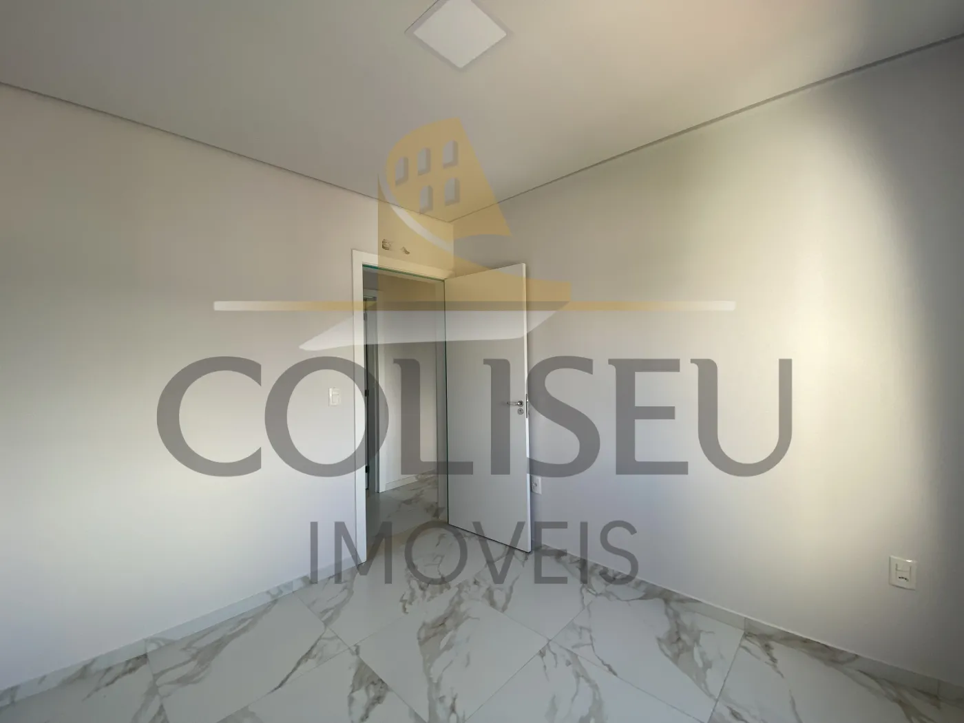 Alugar Apartamento / Padr&atilde;o em Conc&oacute;rdia R$ 3.300,00 - Foto 18