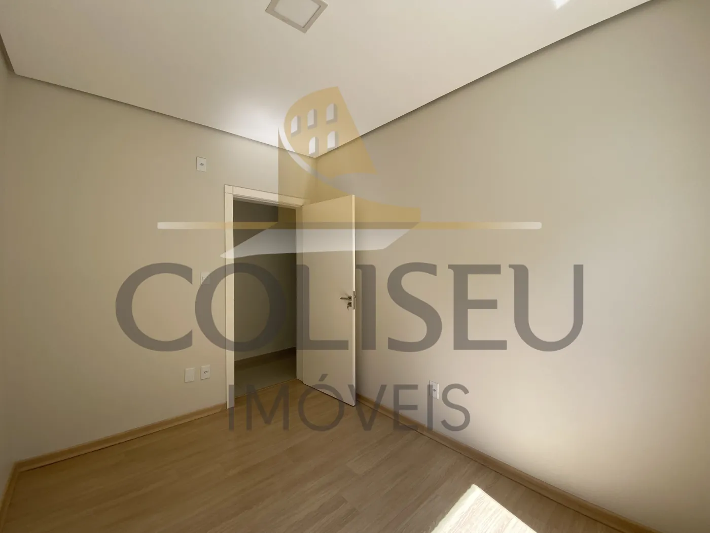 Alugar Apartamento / Padr&atilde;o em Conc&oacute;rdia R$ 1.700,00 - Foto 16