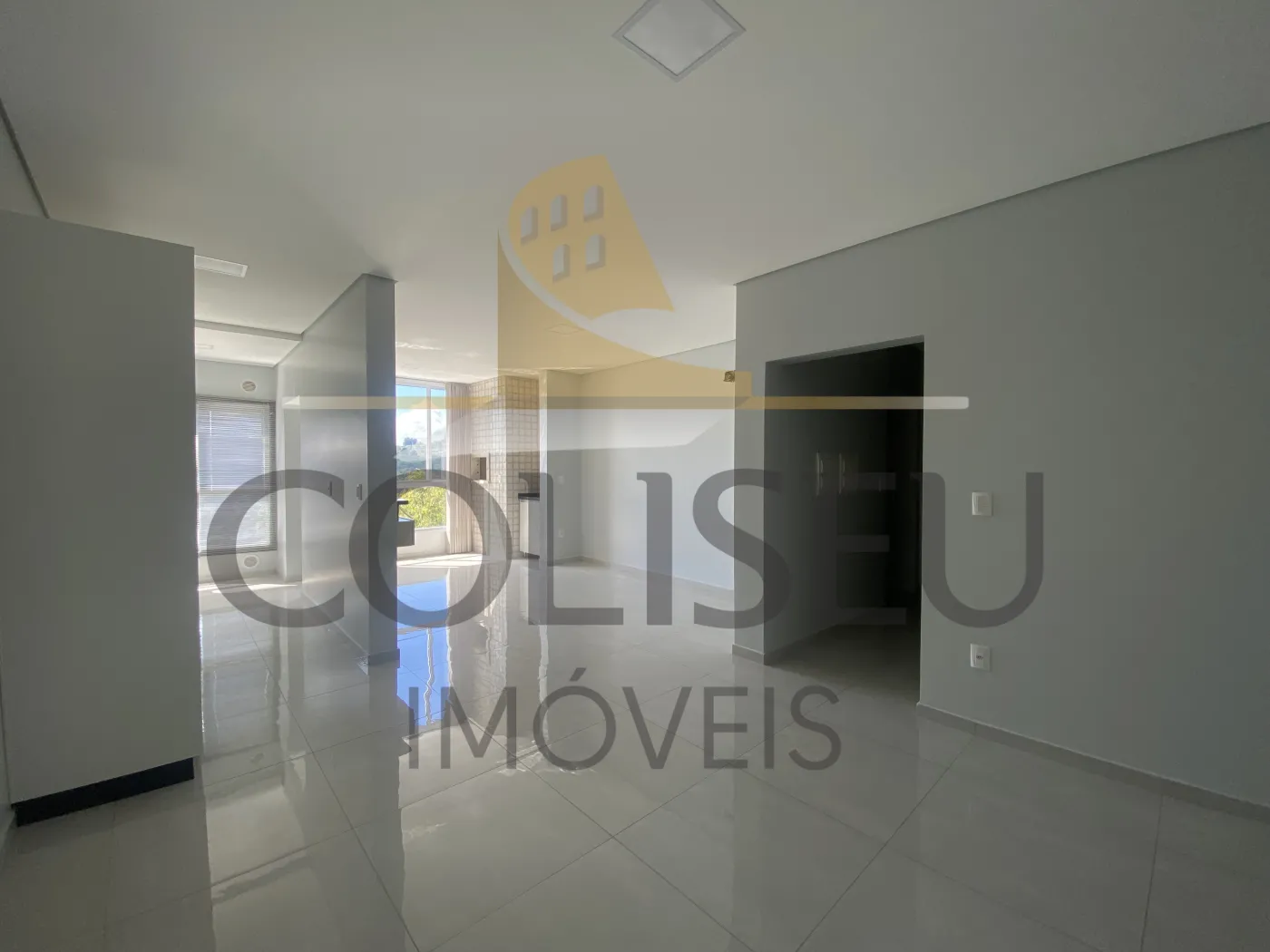 Alugar Apartamento / Padr&atilde;o em Conc&oacute;rdia R$ 2.200,00 - Foto 3