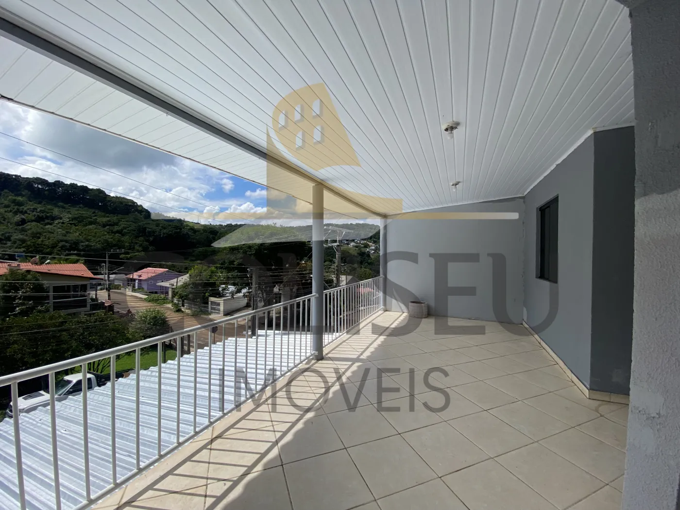 Alugar Casa / Padr&atilde;o em Conc&oacute;rdia R$ 1.700,00 - Foto 2