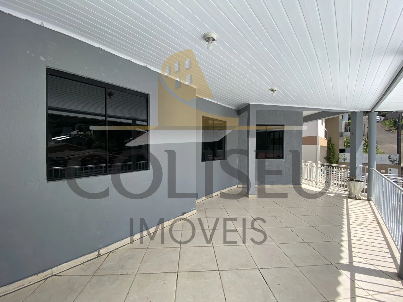 Alugar Casa / Padr&atilde;o em Conc&oacute;rdia R$ 1.700,00 - Foto 5