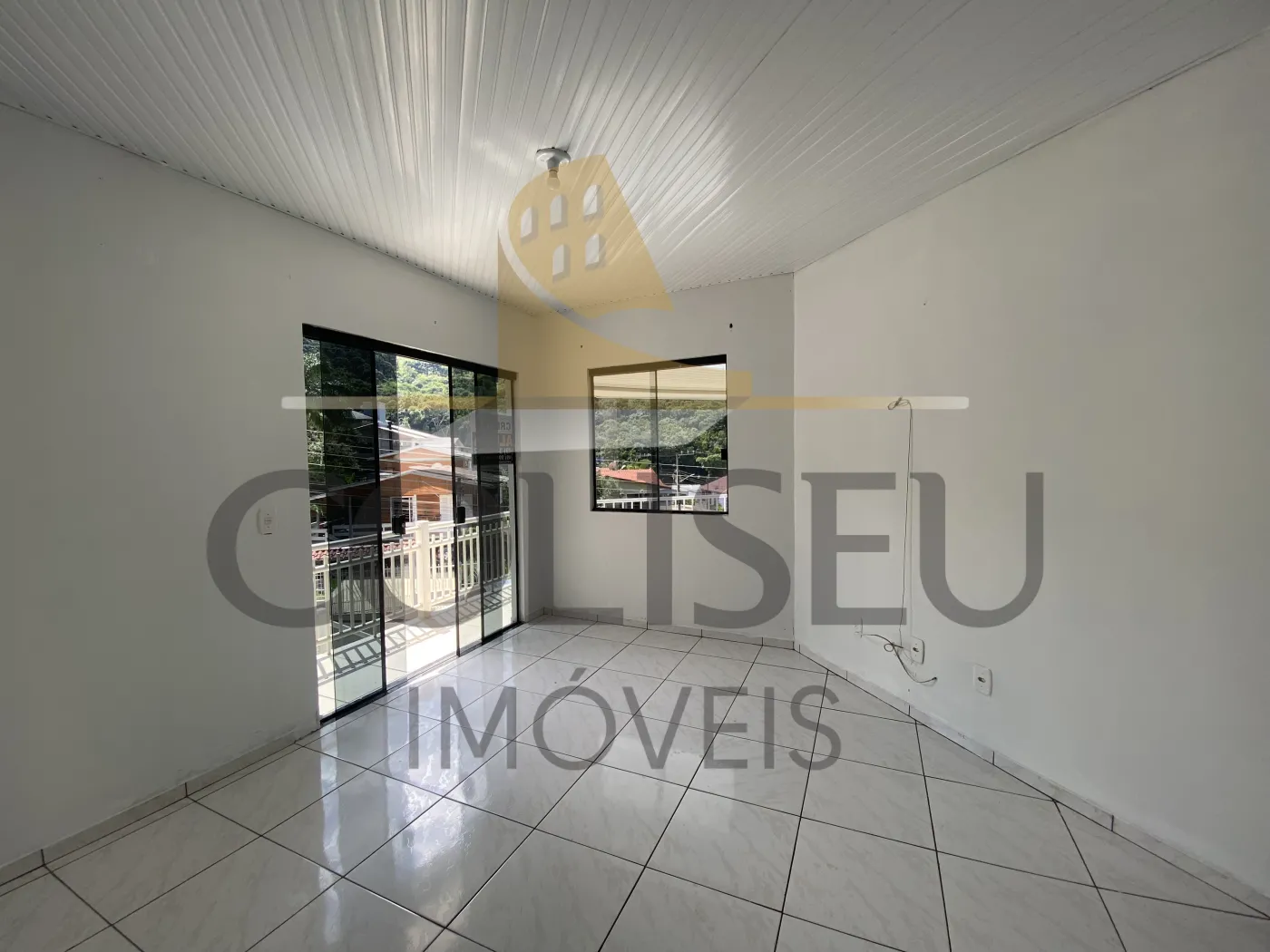 Alugar Casa / Padr&atilde;o em Conc&oacute;rdia R$ 1.700,00 - Foto 8