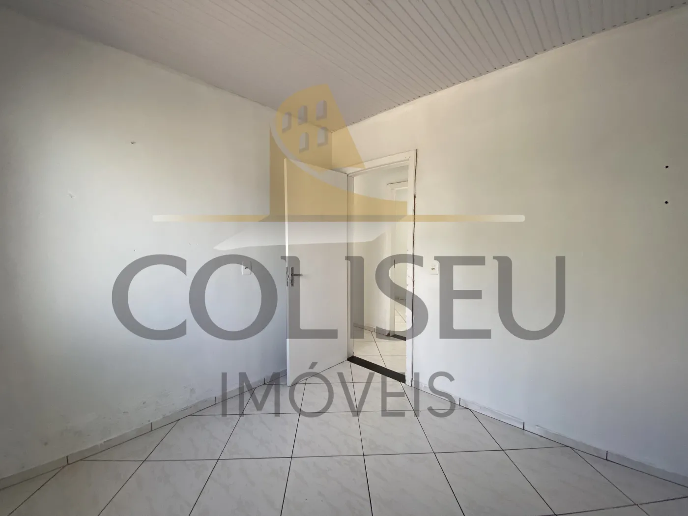 Alugar Casa / Padr&atilde;o em Conc&oacute;rdia R$ 1.700,00 - Foto 17