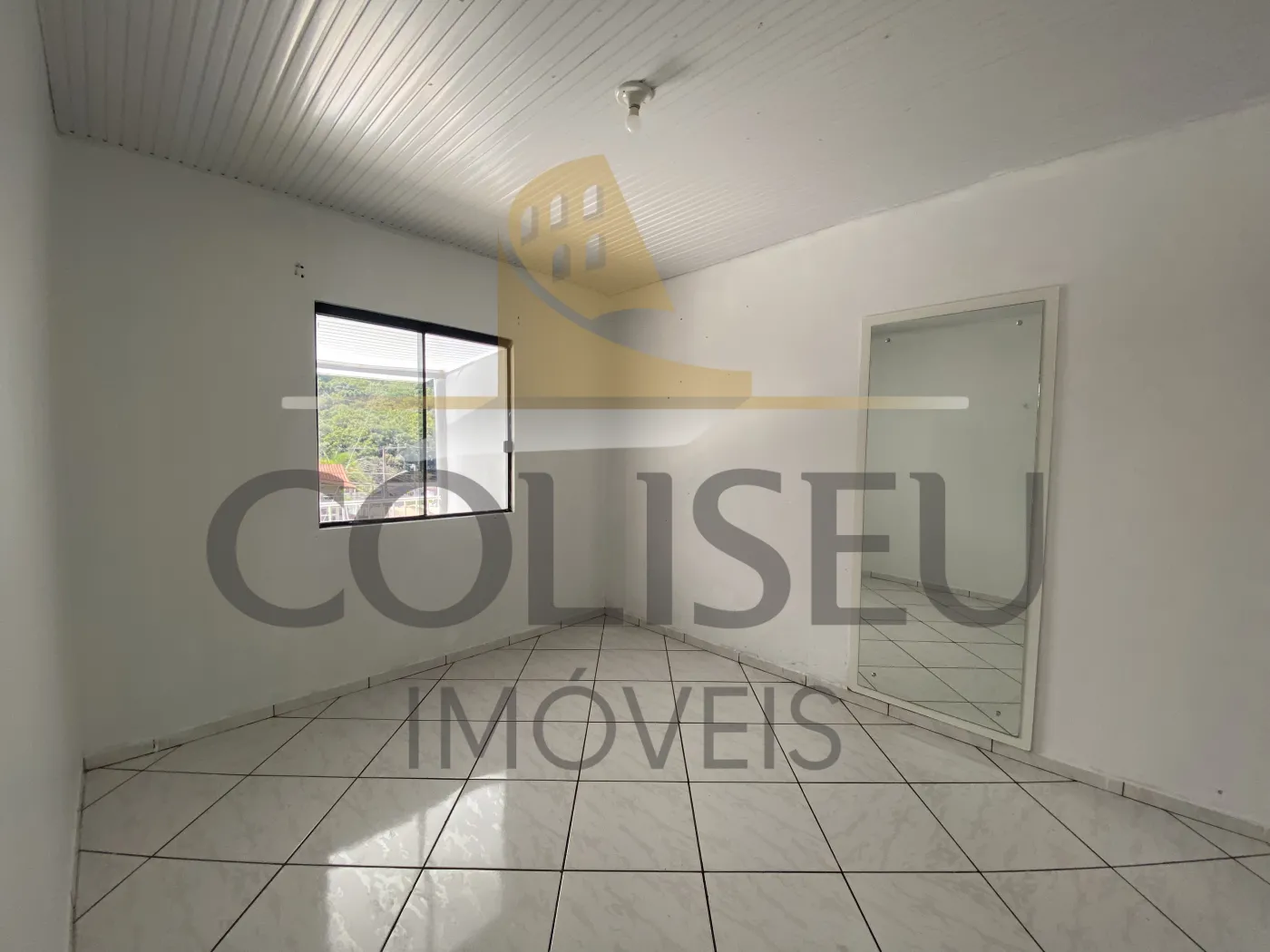 Alugar Casa / Padr&atilde;o em Conc&oacute;rdia R$ 1.700,00 - Foto 18
