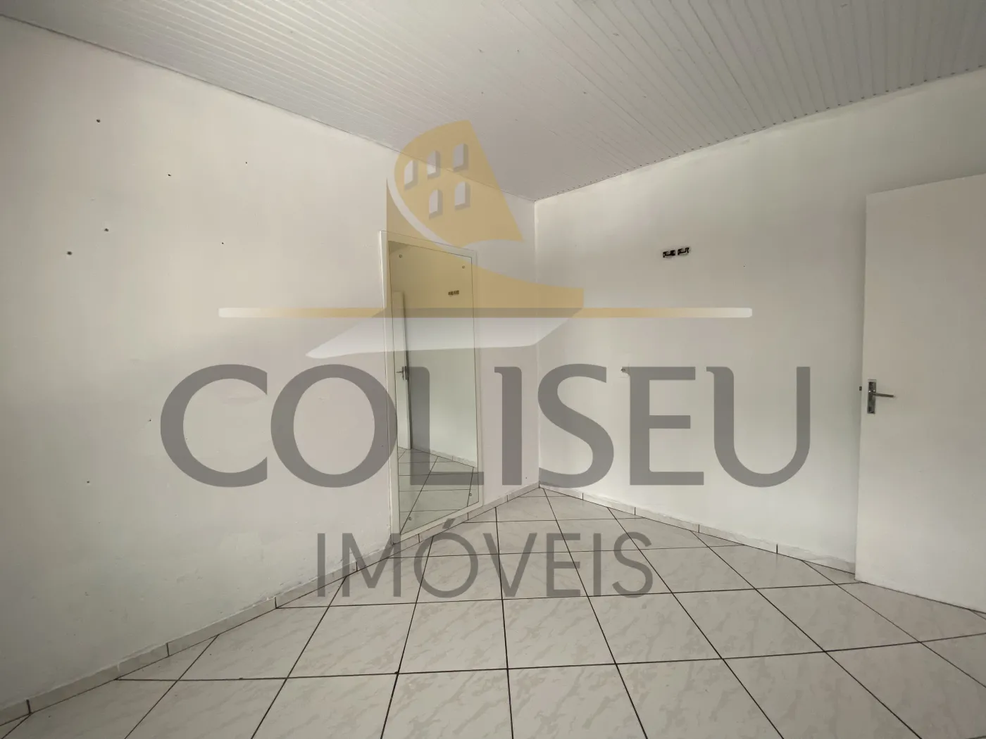 Alugar Casa / Padr&atilde;o em Conc&oacute;rdia R$ 1.700,00 - Foto 19