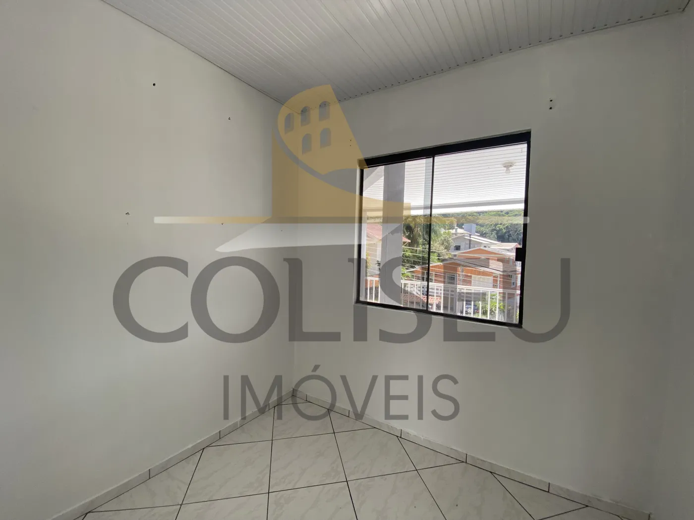 Alugar Casa / Padr&atilde;o em Conc&oacute;rdia R$ 1.700,00 - Foto 22
