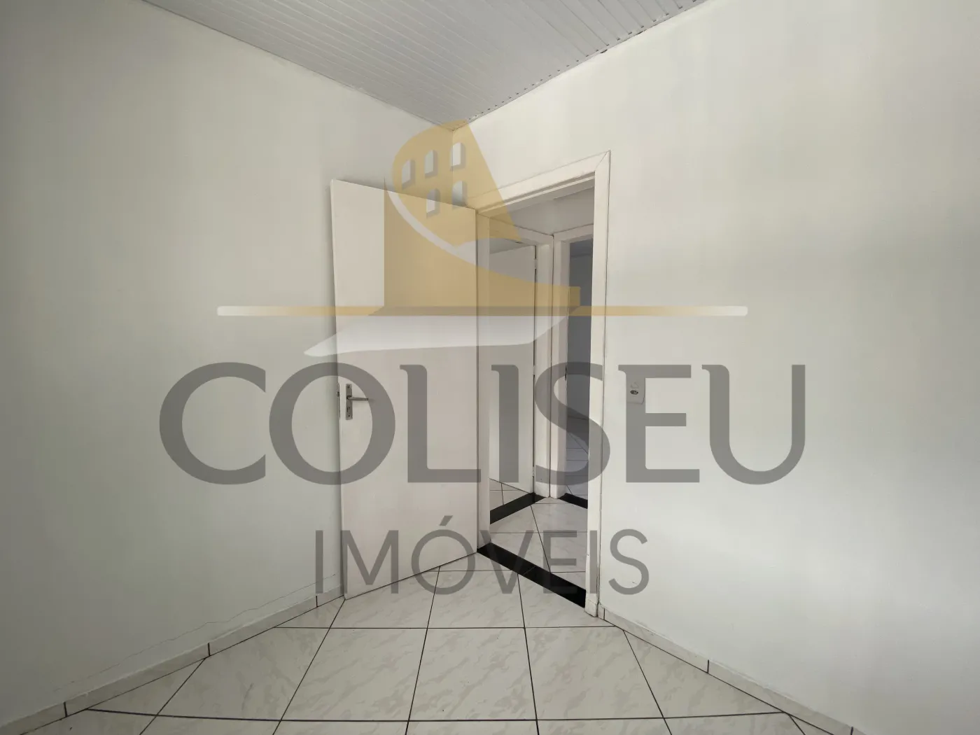 Alugar Casa / Padr&atilde;o em Conc&oacute;rdia R$ 1.700,00 - Foto 25