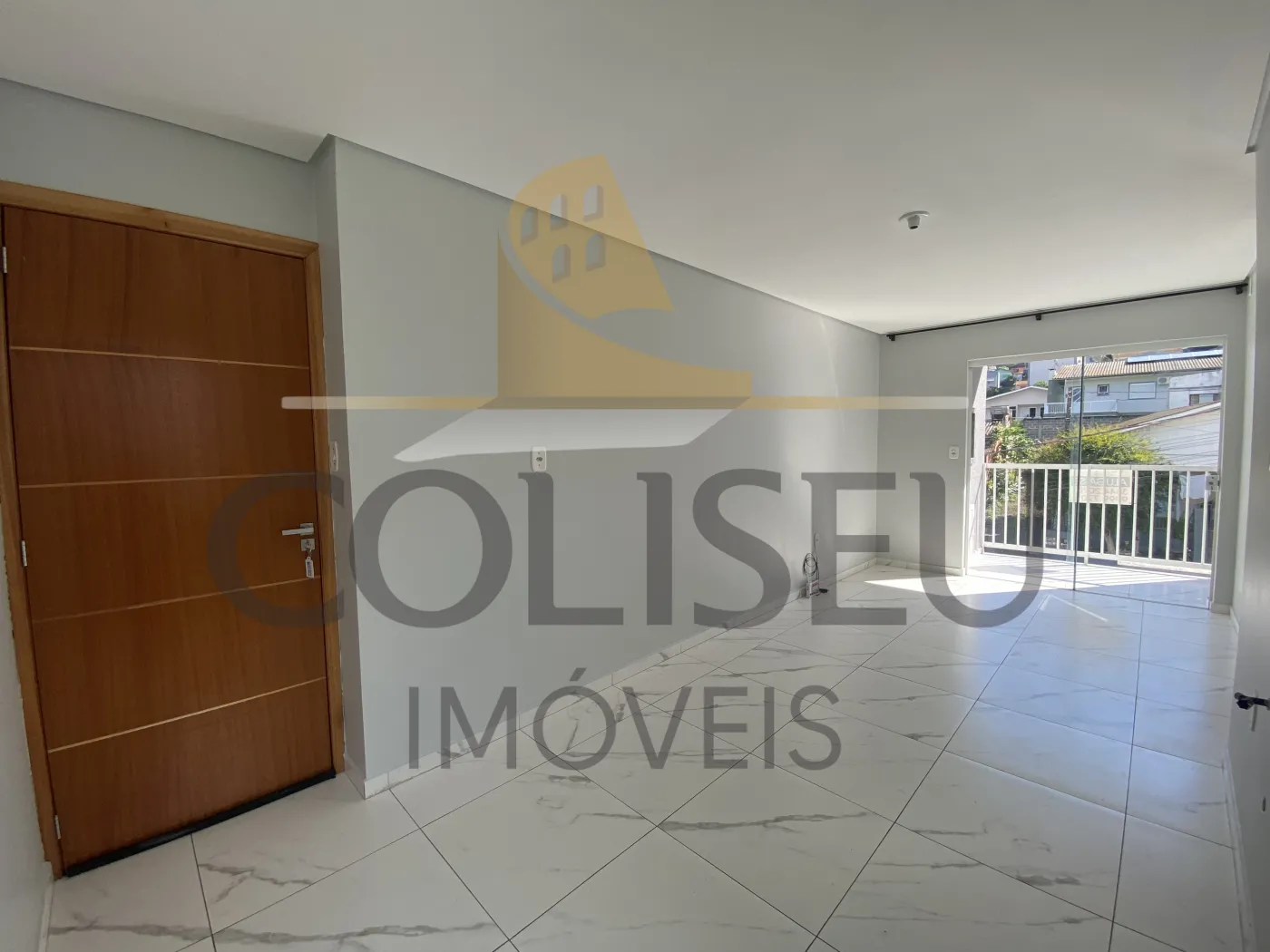 Alugar Apartamento / Padr&atilde;o em Conc&oacute;rdia R$ 1.400,00 - Foto 2