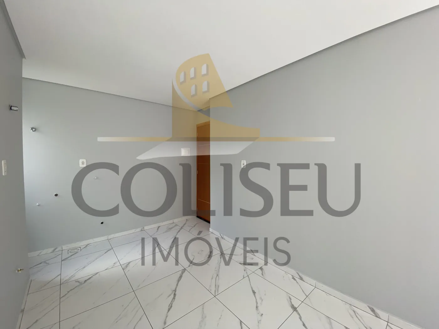 Alugar Apartamento / Padr&atilde;o em Conc&oacute;rdia R$ 1.400,00 - Foto 4