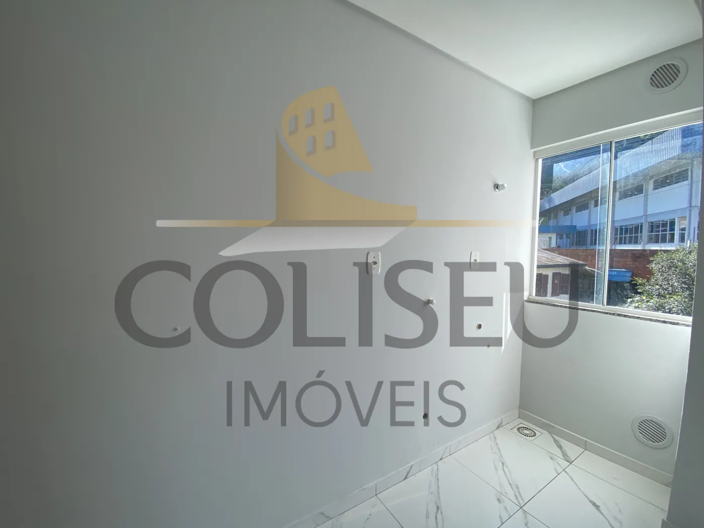 Alugar Apartamento / Padr&atilde;o em Conc&oacute;rdia R$ 1.400,00 - Foto 6