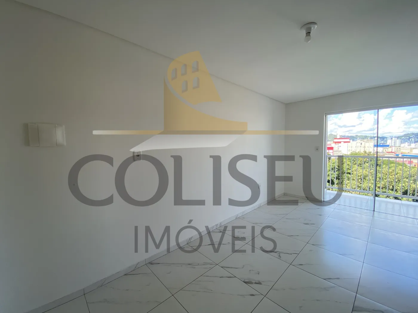 Alugar Apartamento / Padr&atilde;o em Conc&oacute;rdia R$ 1.600,00 - Foto 3