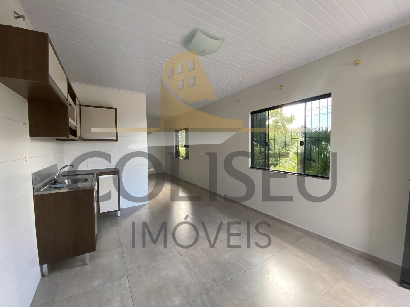 Alugar Casa / Padr&atilde;o em Conc&oacute;rdia R$ 1.500,00 - Foto 16