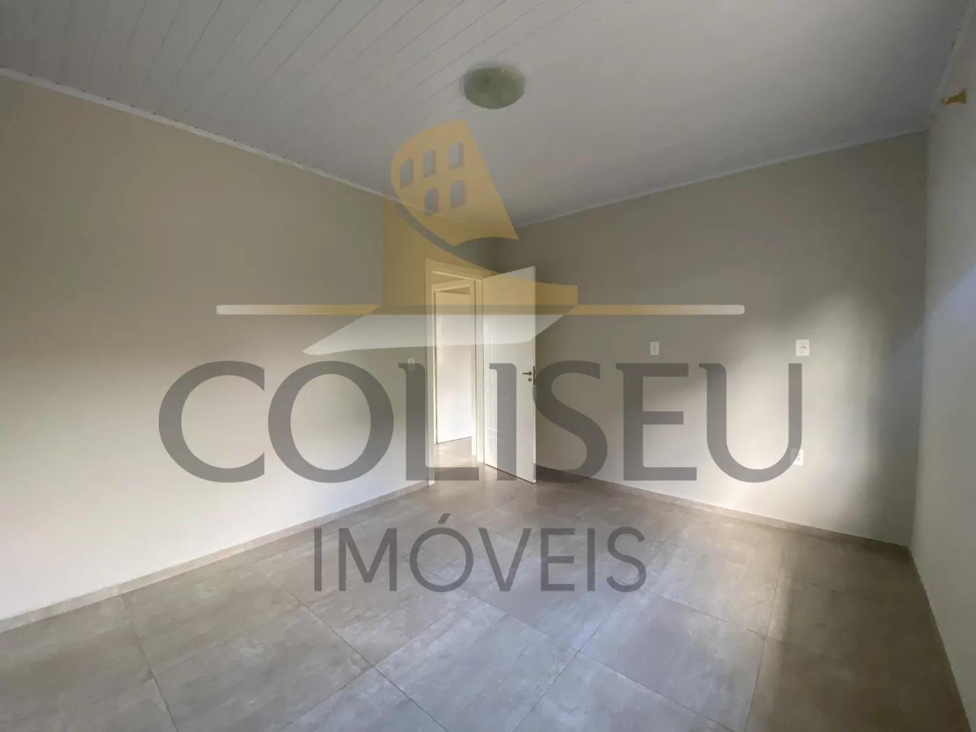 Alugar Casa / Padr&atilde;o em Conc&oacute;rdia R$ 1.500,00 - Foto 31