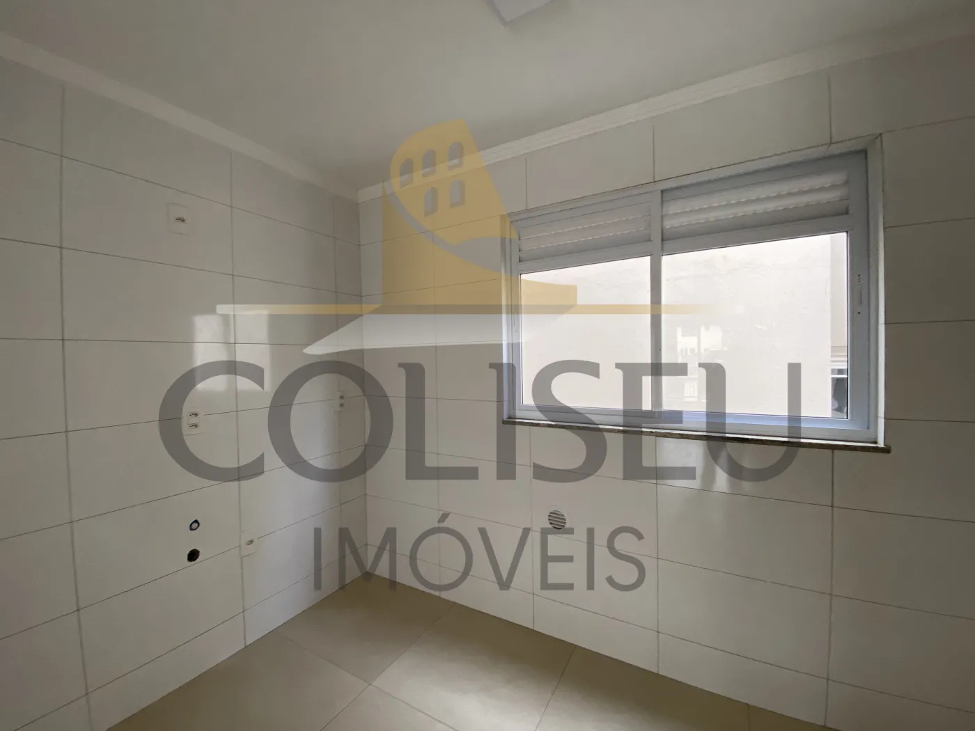 Alugar Apartamento / Padr&atilde;o em Conc&oacute;rdia R$ 1.550,00 - Foto 4