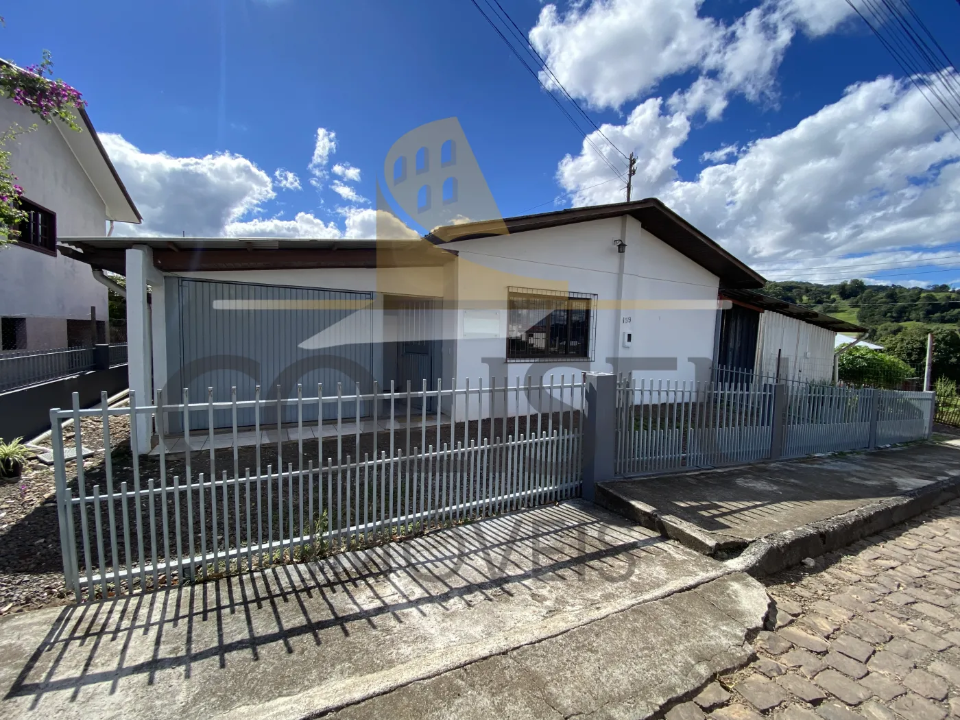 Alugar Casa / Padr&atilde;o em Conc&oacute;rdia R$ 2.400,00 - Foto 1