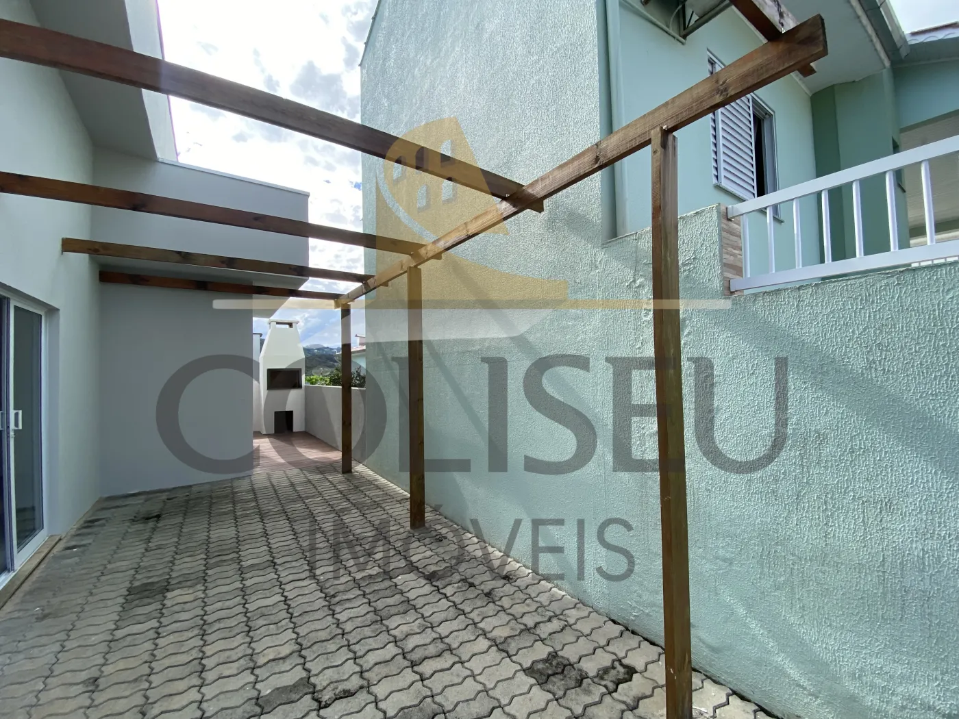 Alugar Casa / Padr&atilde;o em Conc&oacute;rdia R$ 3.300,00 - Foto 2