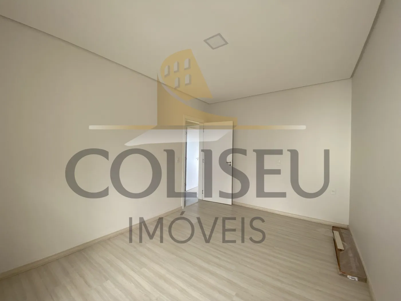 Alugar Casa / Padr&atilde;o em Conc&oacute;rdia R$ 3.300,00 - Foto 14