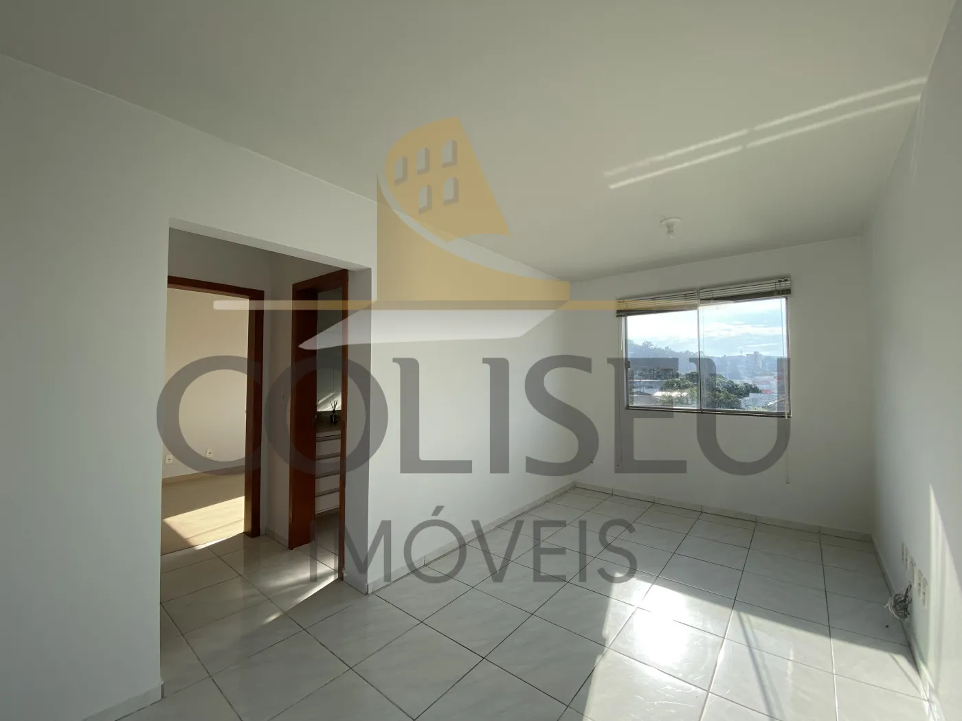 Alugar Apartamento / Padr&atilde;o em Conc&oacute;rdia R$ 1.250,00 - Foto 5