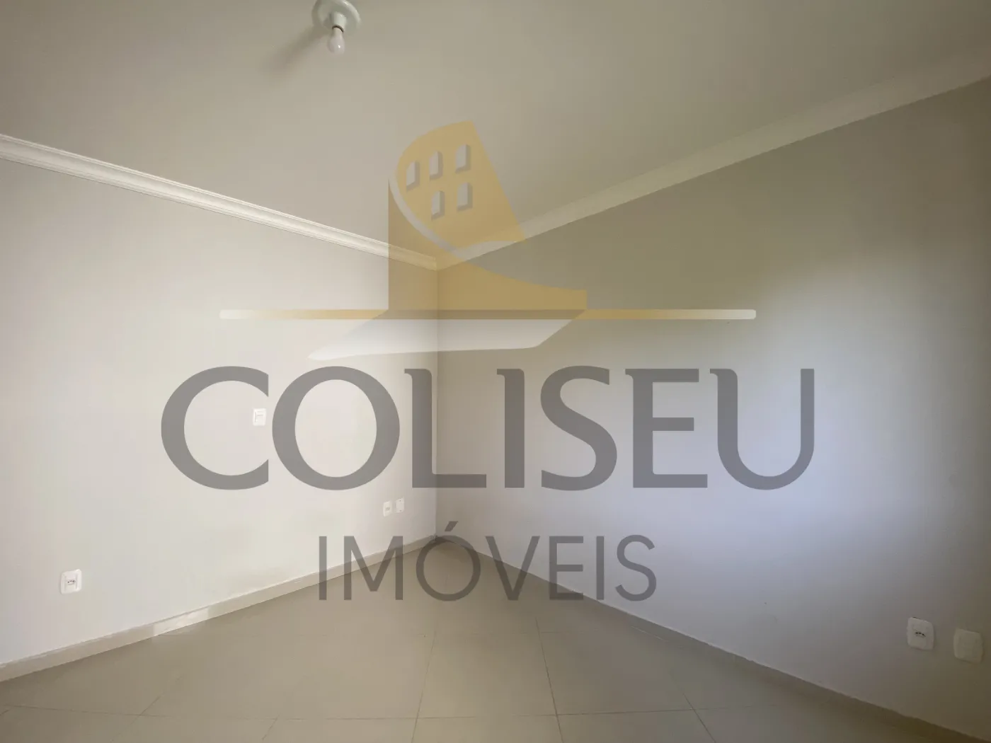 Alugar Casa / Piso Superior em Conc&oacute;rdia R$ 2.400,00 - Foto 16