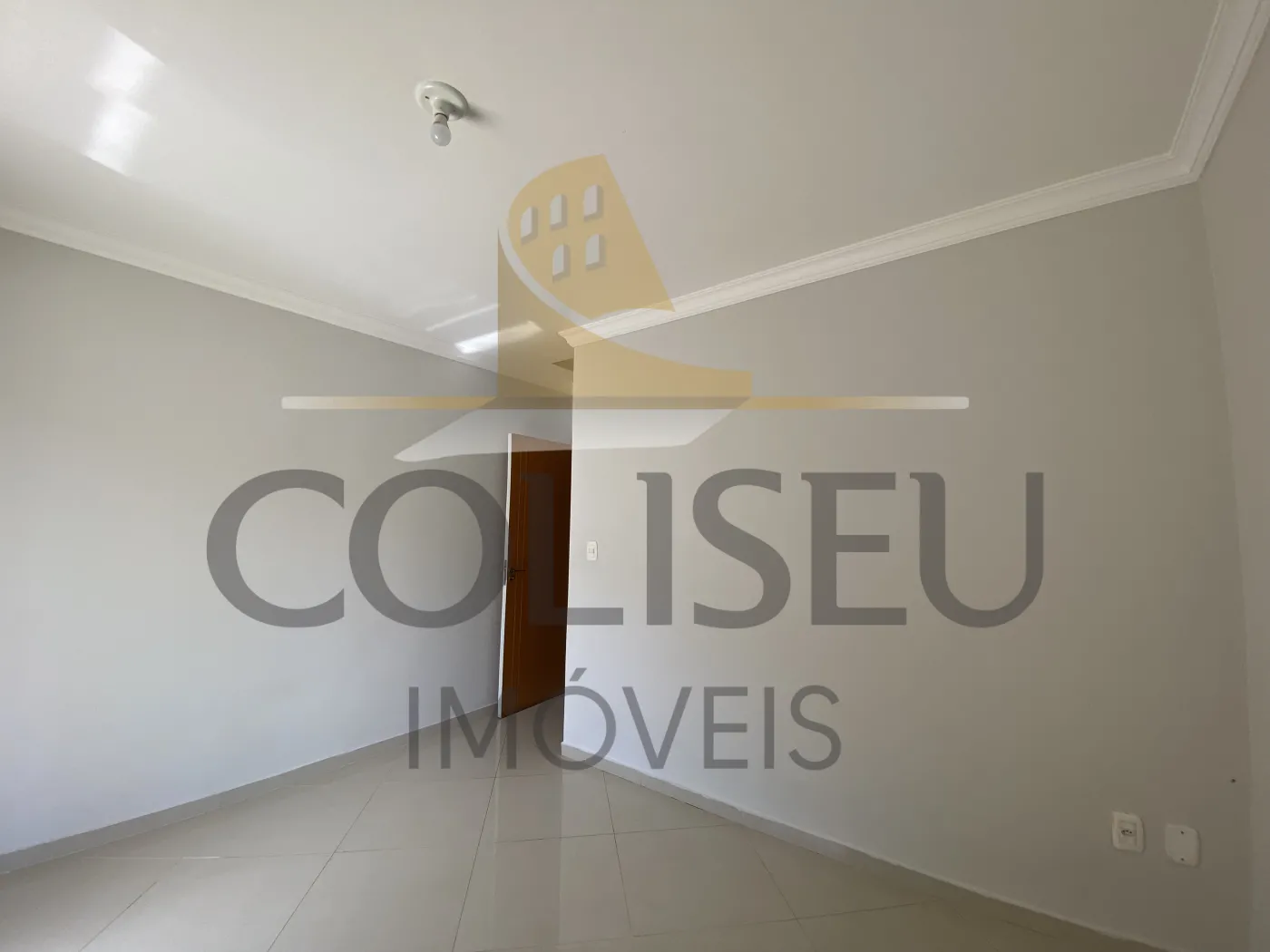 Alugar Casa / Piso Superior em Conc&oacute;rdia R$ 2.400,00 - Foto 24