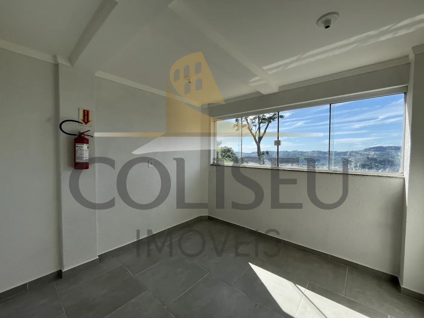 Alugar Apartamento / Padr&atilde;o em Conc&oacute;rdia R$ 1.000,00 - Foto 6