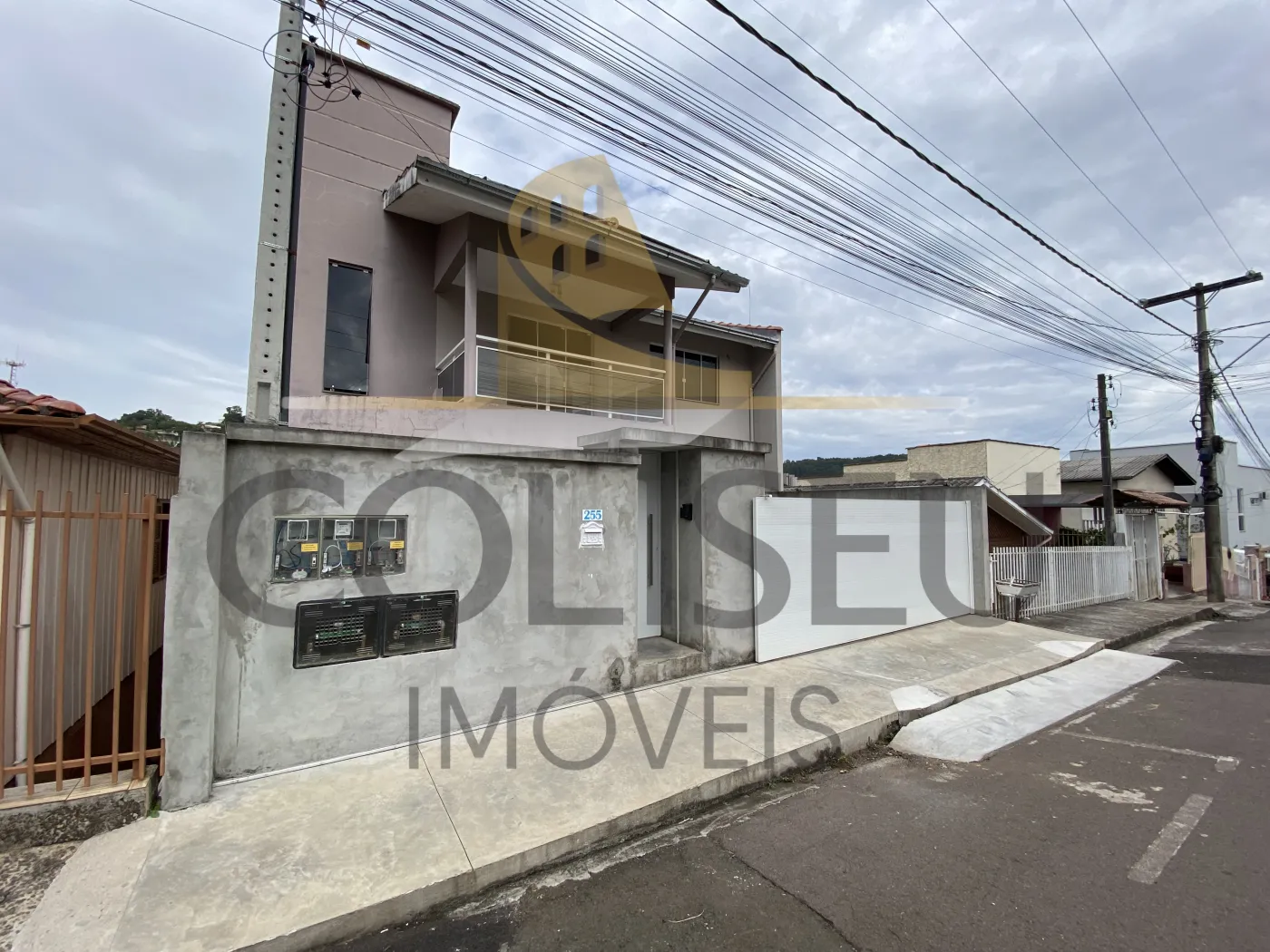 Alugar Apartamento / Padr&atilde;o em Conc&oacute;rdia R$ 2.300,00 - Foto 1