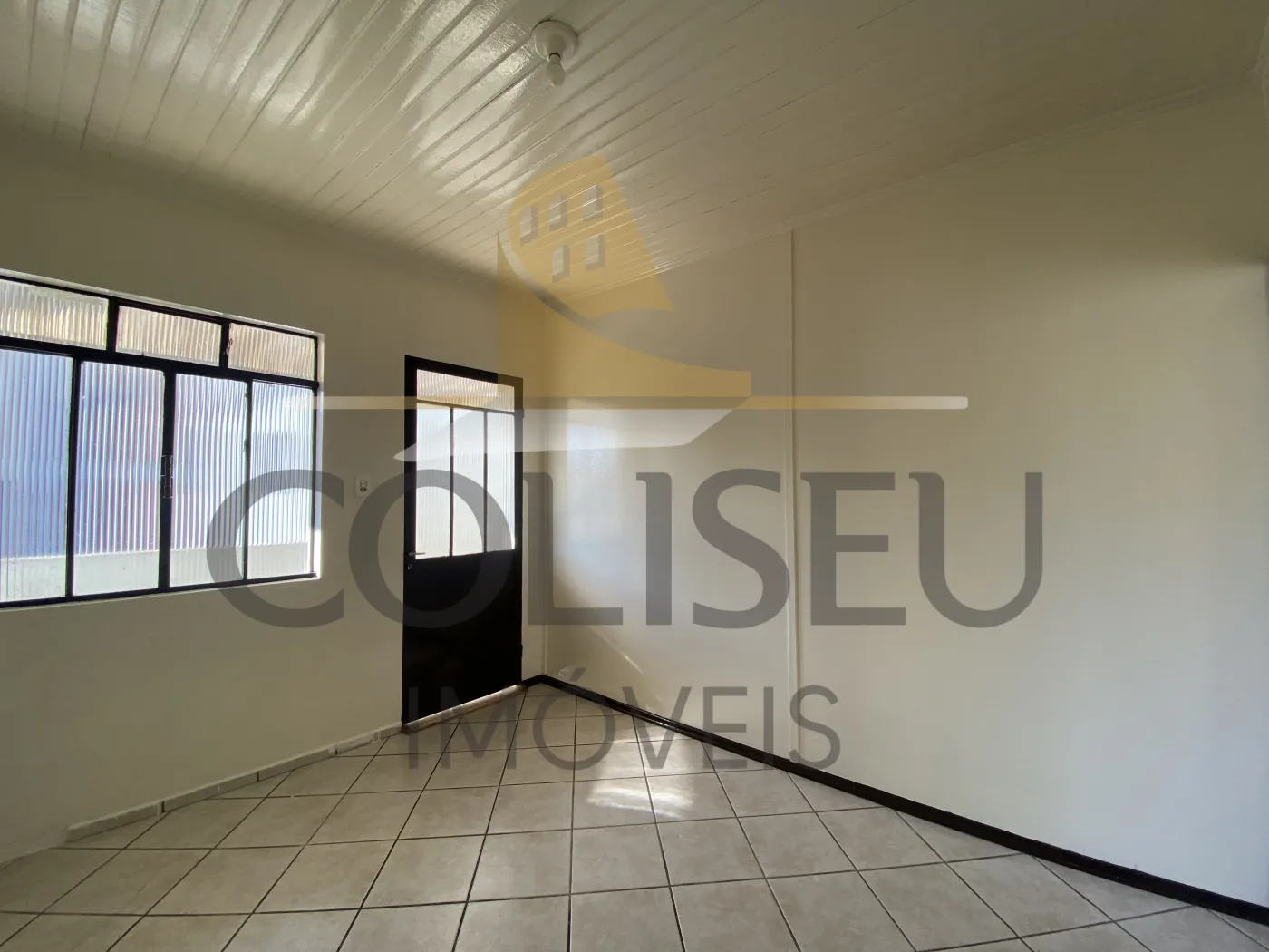 Alugar Apartamento / Padr&atilde;o em Conc&oacute;rdia R$ 1.600,00 - Foto 10