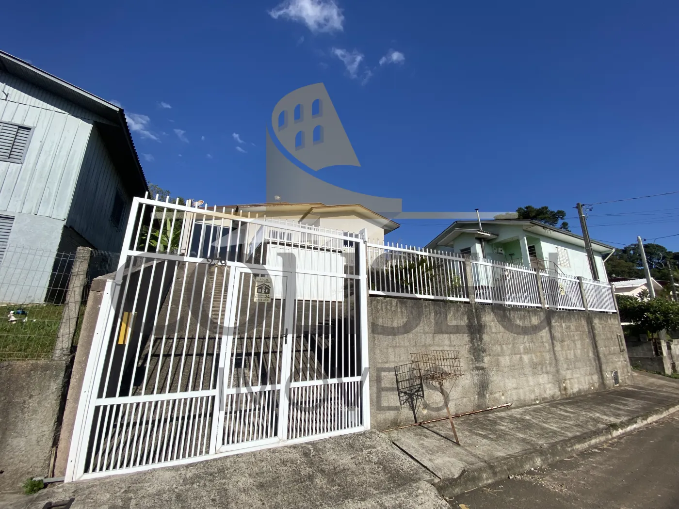 Alugar Casa / Padr&atilde;o em Conc&oacute;rdia R$ 1.800,00 - Foto 1