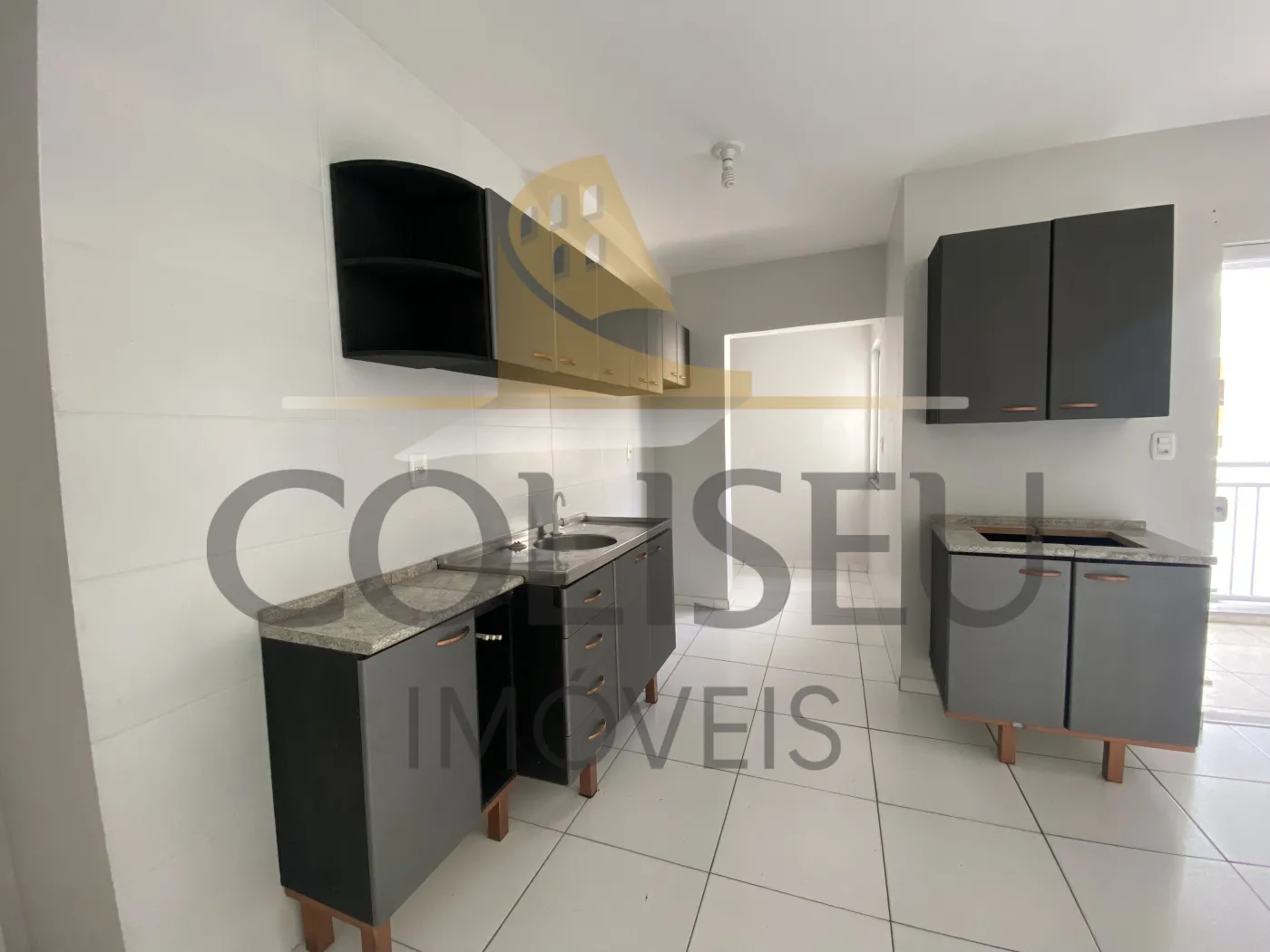Alugar Apartamento / Padr&atilde;o em Conc&oacute;rdia R$ 1.200,00 - Foto 3