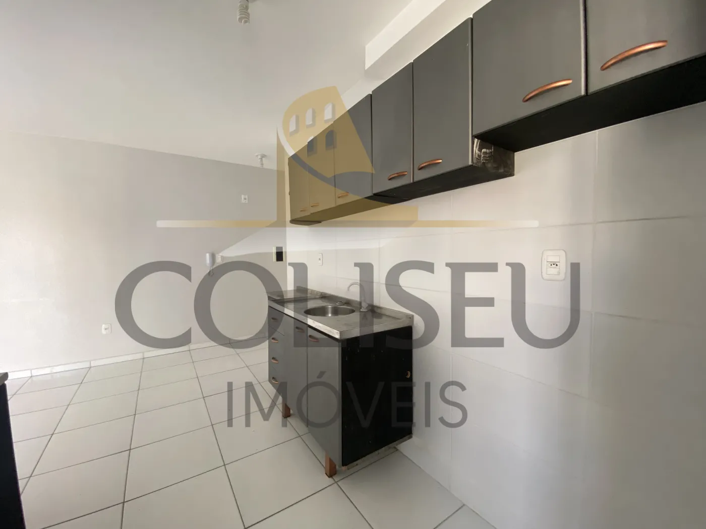Alugar Apartamento / Padr&atilde;o em Conc&oacute;rdia R$ 1.200,00 - Foto 5
