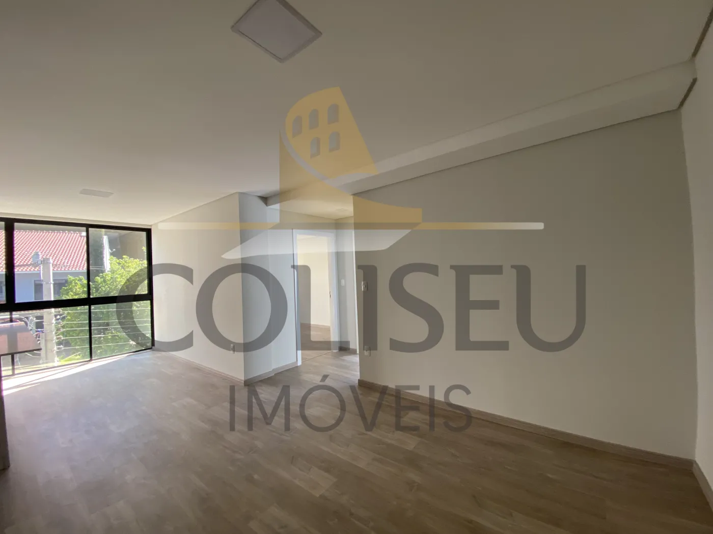 Alugar Apartamento / Padr&atilde;o em Conc&oacute;rdia R$ 2.750,00 - Foto 2