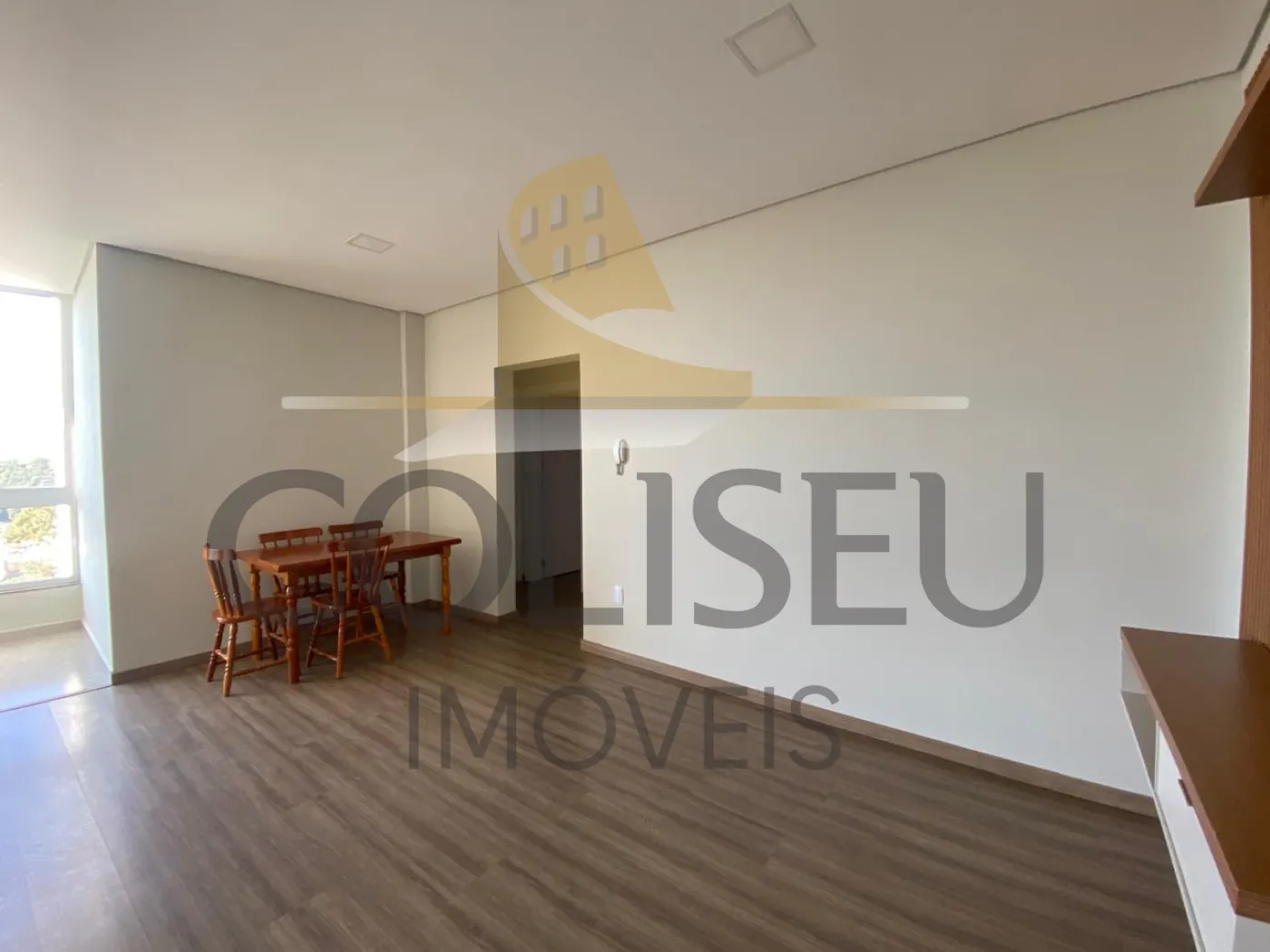 Alugar Apartamento / Padr&atilde;o em Conc&oacute;rdia R$ 1.550,00 - Foto 4