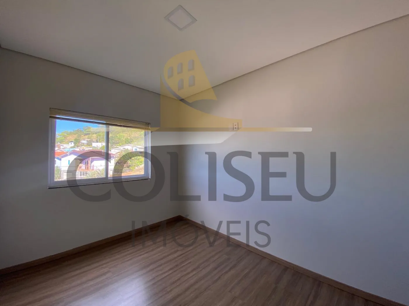 Alugar Apartamento / Padr&atilde;o em Conc&oacute;rdia R$ 1.550,00 - Foto 14