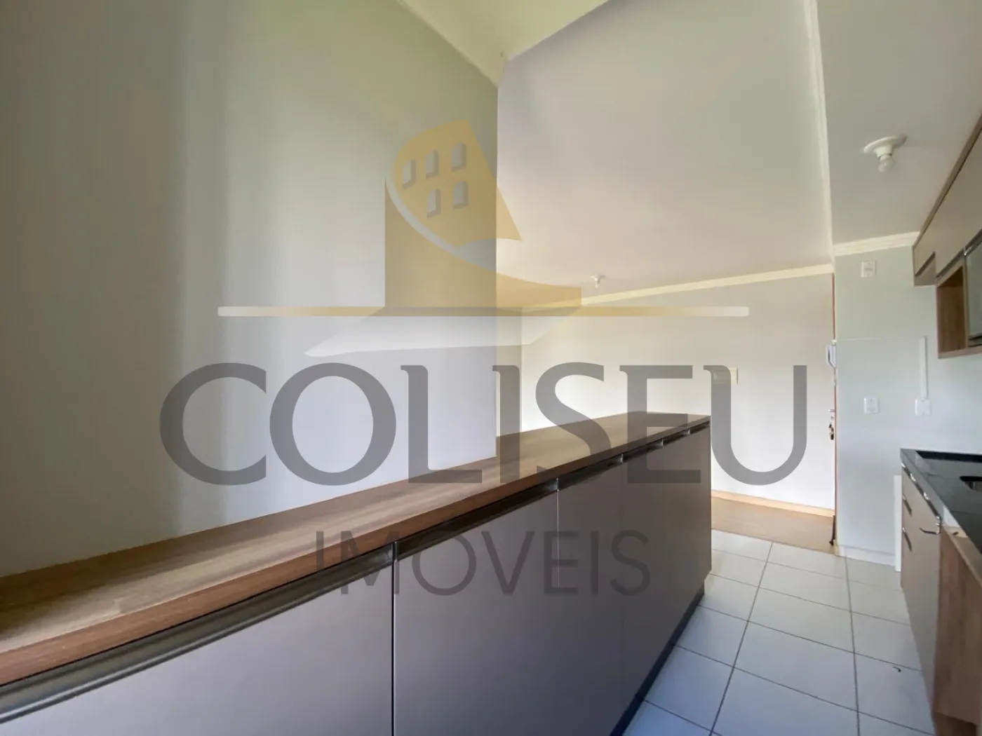 Alugar Apartamento / Padr&atilde;o em Conc&oacute;rdia R$ 1.500,00 - Foto 4