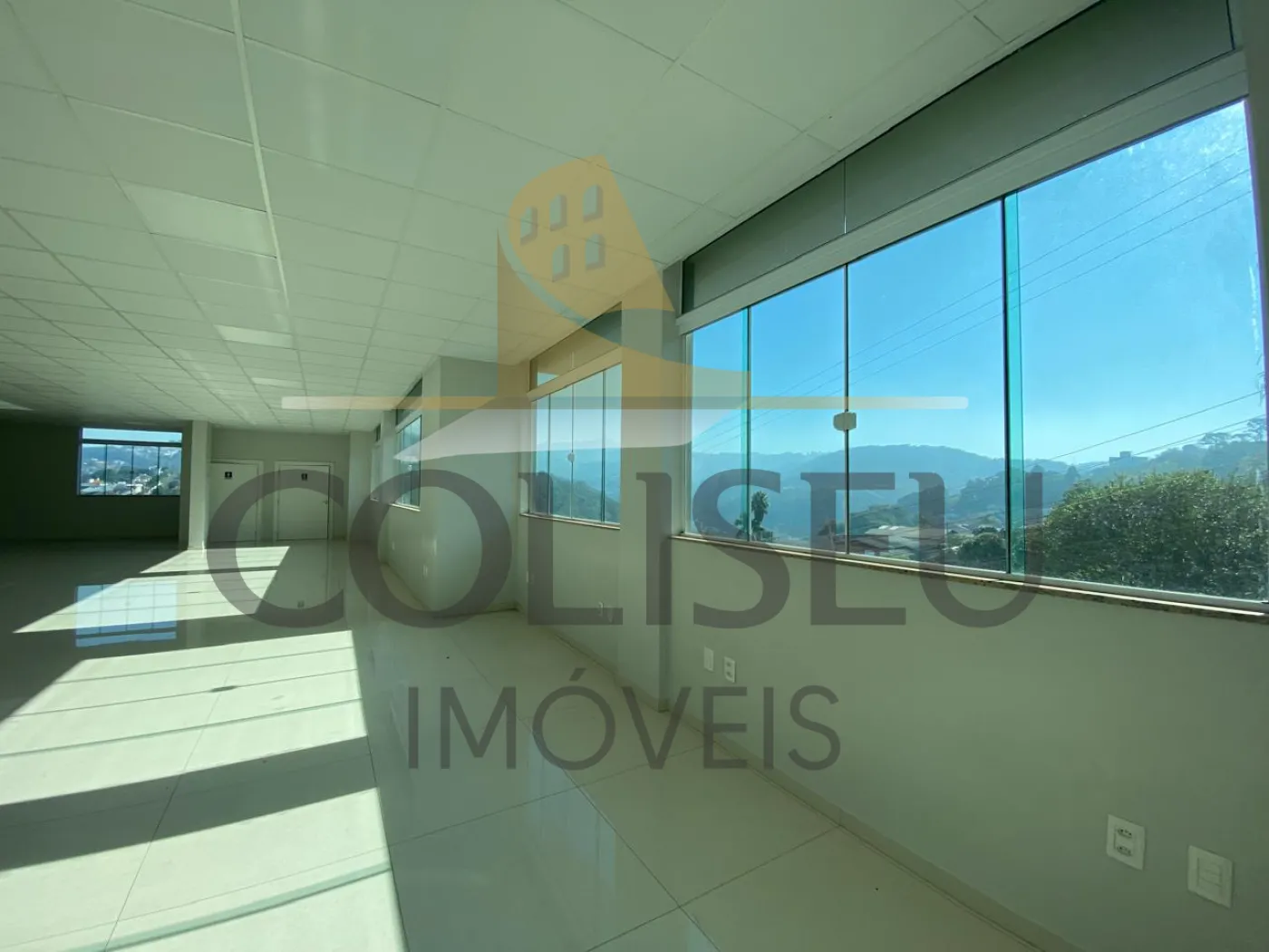 Alugar Comercial / Sala em Conc&oacute;rdia R$ 3.500,00 - Foto 7