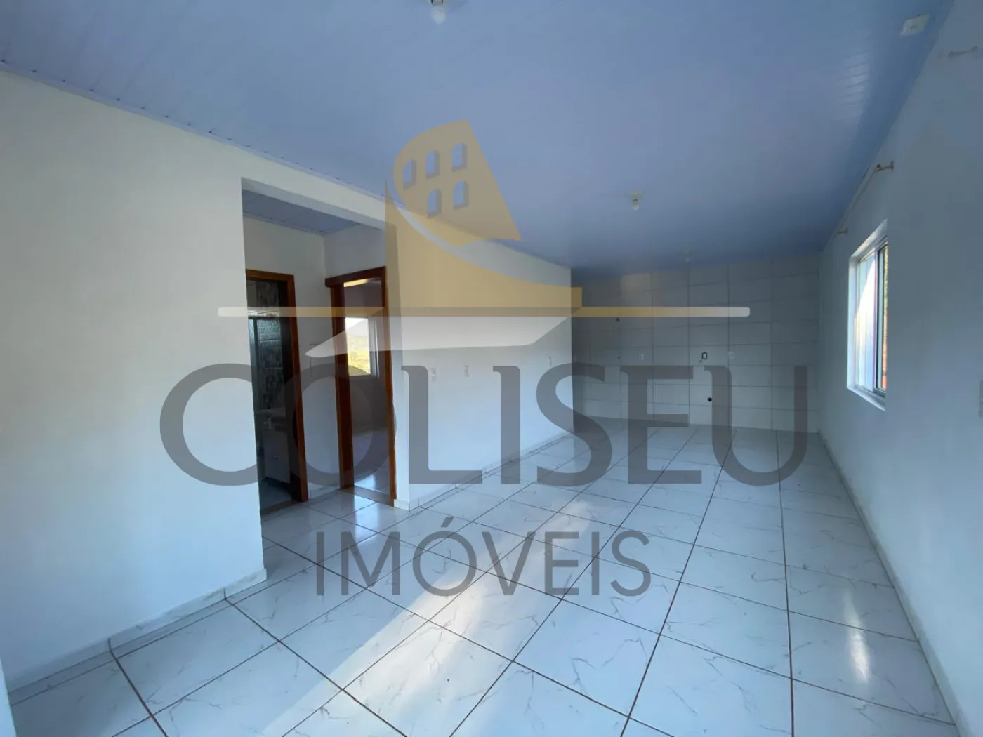 Alugar Casa / Piso Superior em Conc&oacute;rdia R$ 1.200,00 - Foto 2
