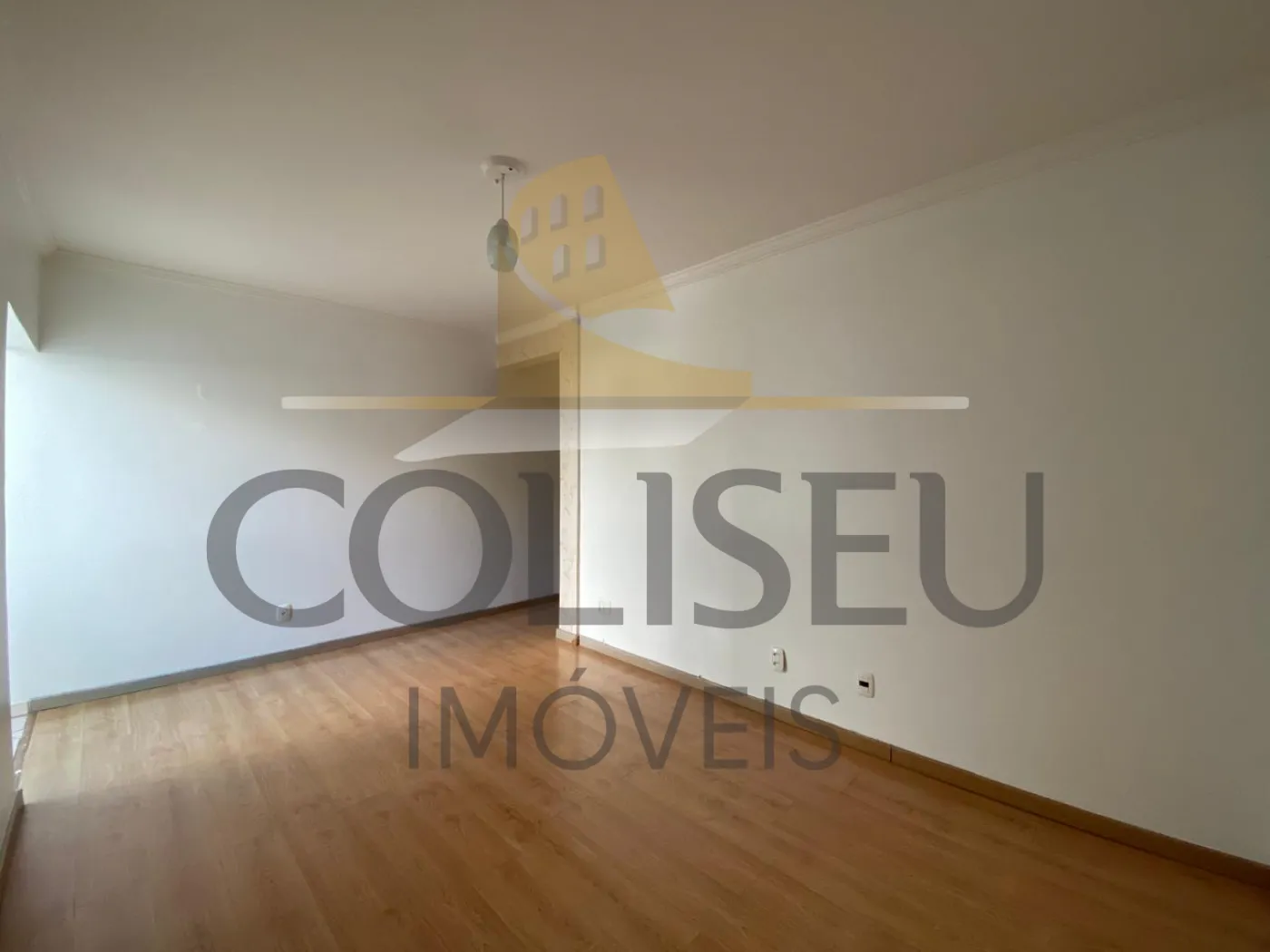 Alugar Apartamento / Padr&atilde;o em Conc&oacute;rdia R$ 1.200,00 - Foto 4