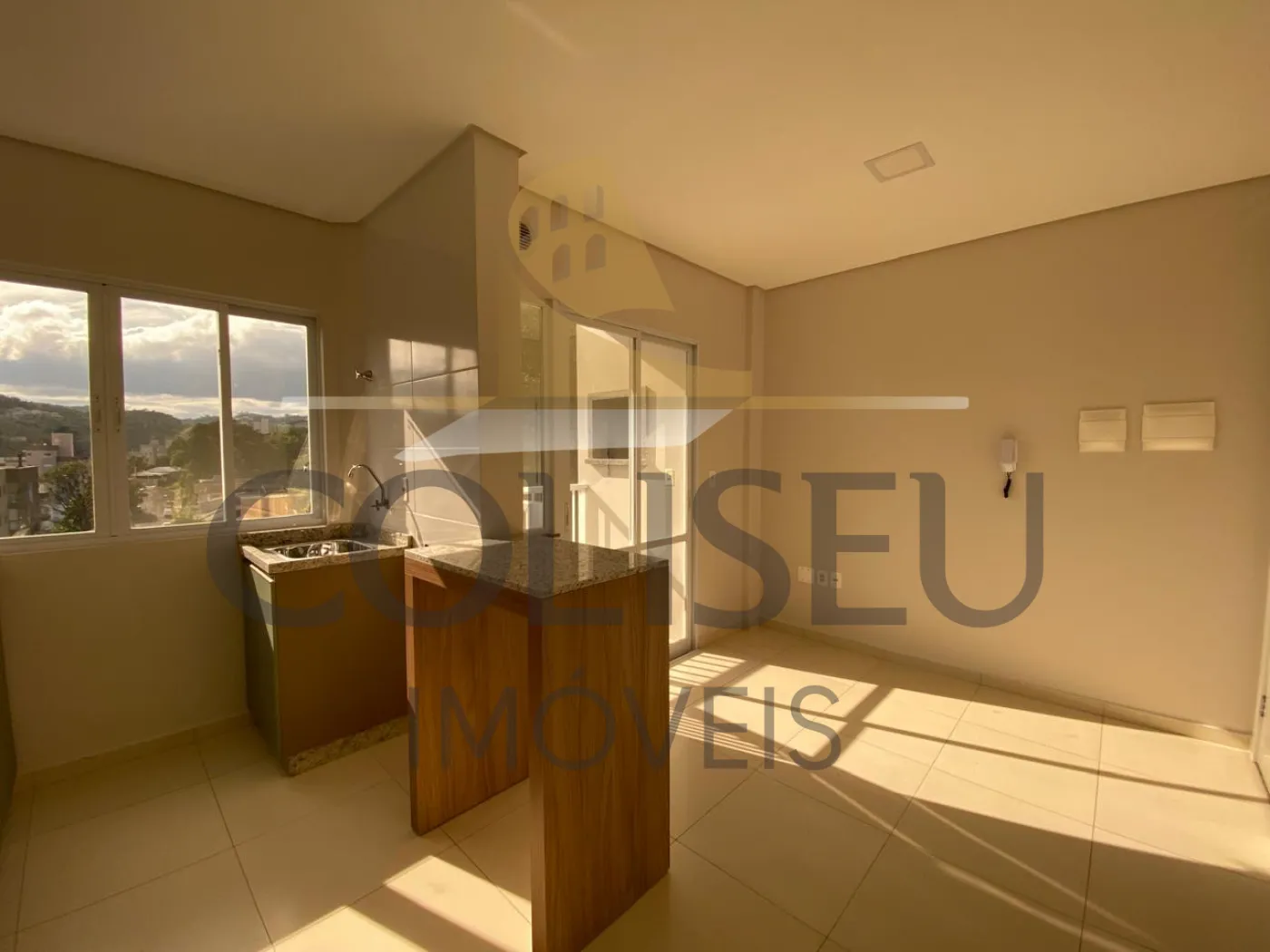 Alugar Apartamento / Padr&atilde;o em Conc&oacute;rdia R$ 1.690,00 - Foto 5