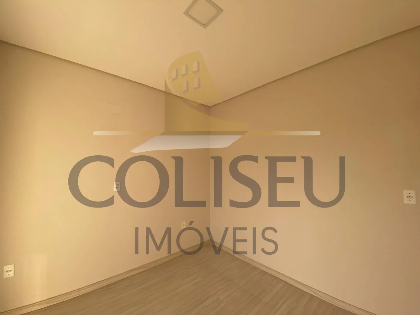 Alugar Apartamento / Padr&atilde;o em Conc&oacute;rdia R$ 1.690,00 - Foto 16