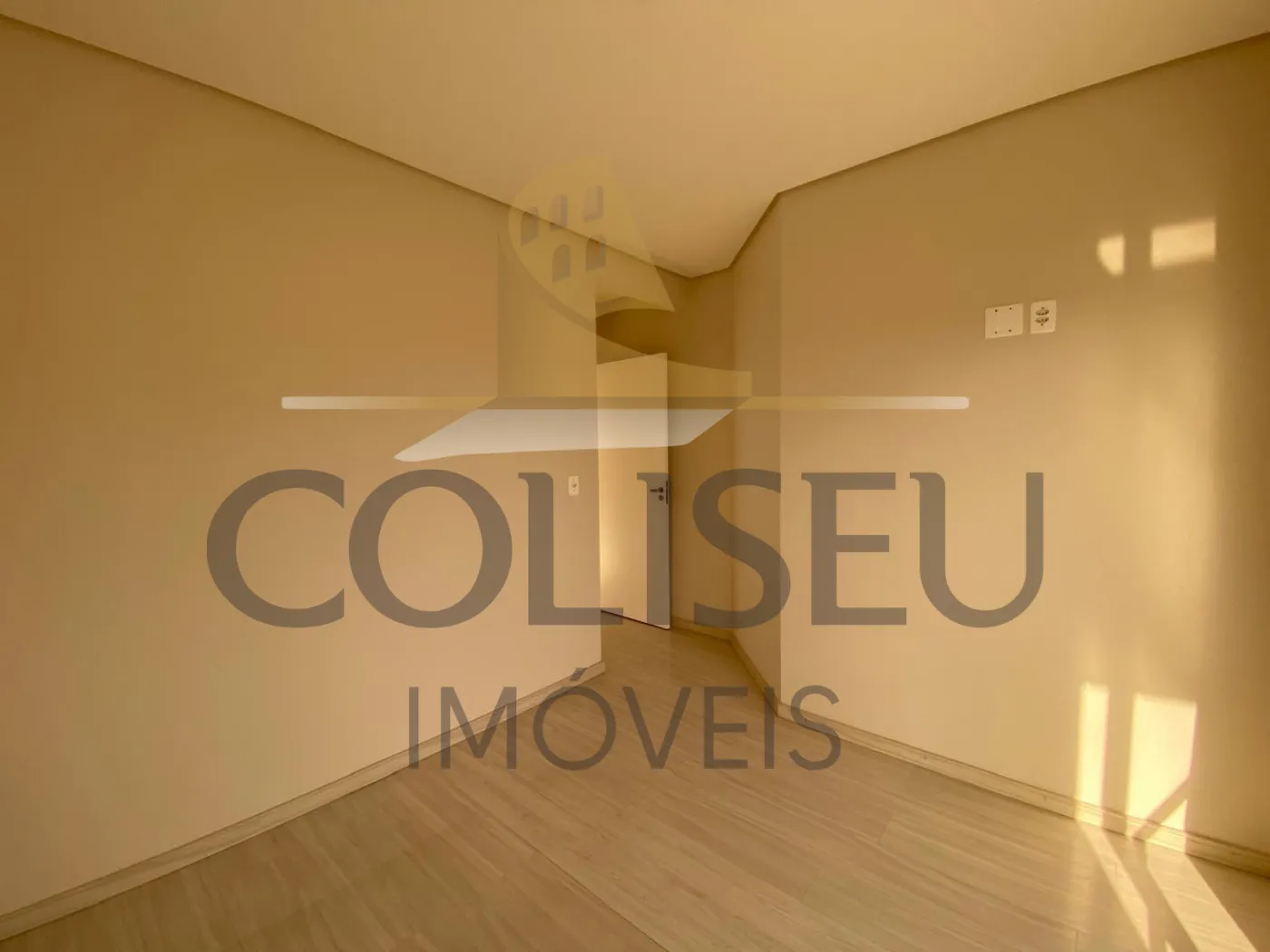 Alugar Apartamento / Padr&atilde;o em Conc&oacute;rdia R$ 1.690,00 - Foto 18